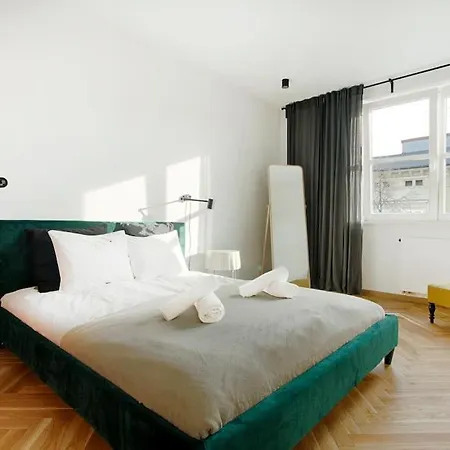 Apartment Tyzenhauz Augustianska Street